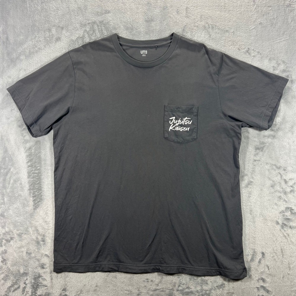 UNIQLO Jujutsu Kaisen Pocket Tee Mens XL Gray Good Satoru Gojo Anime 341-440682