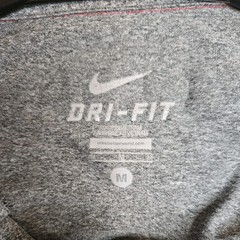 Nike Dri-Fit Gray and Red UGA Georgia Bull Dogs Mens M 3/4 Lenth Tshirt