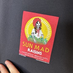 Ester Hernandez Sun Mad Raisins Unnaturally Grown Art Tee Graphic T-Shirt Large