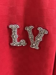 LOUIS VUITTON Men’s LV monogram crystal patch damier T-Shirt – red – XXL 2XL