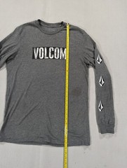 Volcom Mens Size Large Long Sleeve Gray Skateboarding Iconic Stone Graphic