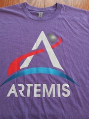 Artemis Purple T-Shirt * New ~ Space • Rockets Sz. Med
