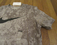 Nike Dri-Fit Heavy Metal Logo Tee T-Shirt Size Large Multi DH0220 033 Brand New