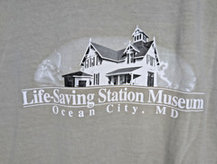 Mens Large T Shirt Live Oak Brand Life-Saving Station Museum OCMD Maryland GOOD
