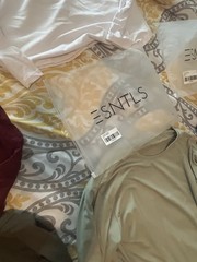 ESNTLS 5 Shirts Mens Medium Long Sleeve Pullover Tencil New never worn.
