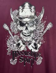 NWT Men Brad Paisley Moon Shine Spirit Skull Cross Guitars T-shirt Burgundy XXL