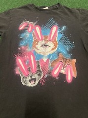 Mens T-Shirt Medium Space Cats Cosmic Laser Eyes Black Neon Pink Glasses Retro