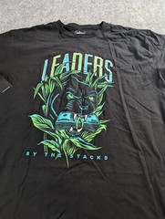 Outrank T-Shirt Men’s XL Black Graphic Print Leaders NWT