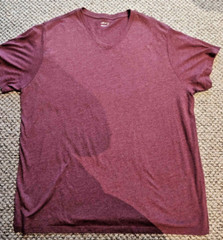 BCG Mens athletic T-shirt XXL, V-Neck short-sleeve heather red/plum pre-owned