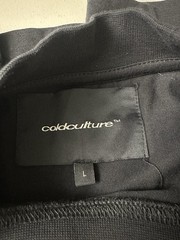 Black & White Cold Culture T Shirts – Large – Lot Of 2