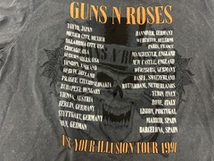 GUNS N’ ROSES L Large Concert Tee Shirt USE YOUR ILLUSION Tour Cities 1991 Black