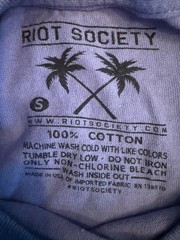 Riot Society Broken Heart Embroidered T-Shirt Mens Small Purple Graphic Tee