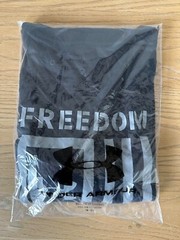 Under Armour 1370810 UA Men’s NEW Freedom Flag Cotton Loose Fit Graphic T-Shirt