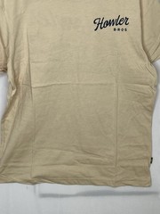 Howler Bros Howler Posse Shirt Mens Medium Beige Graphic Tee NWT Sand Heather
