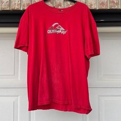 RED 00s QUIKSILVER “TORONTO” GRAPHIC TEE