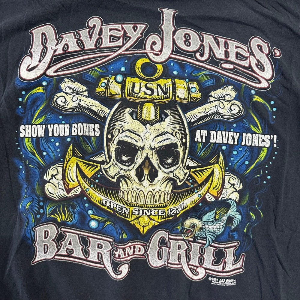 7.62 Design T-Shirt Mens Size 2X Black Davey Jones Bar and Grill Skull Graphic