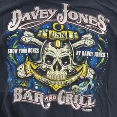 7.62 Design T-Shirt Mens Size 2X Black Davey Jones Bar and Grill Skull Graphic