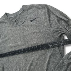 Nike Dri-FIT Mens Long Sleeve Shirt Heather Gray Tech Workout Gym Tee Medium