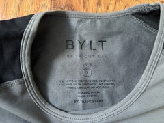 NWT BYLT Premium Basics Drop Cut Short Sleeve Lux Shirt Mens Small Black Gray