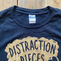 Scroobius Pip Distraction Pieces Podcast Team 3W T-Shirt – Black Gold – Large