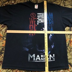 2000s Marilyn Manson shirt size XXL band tee We’re From America 2009 tour merch