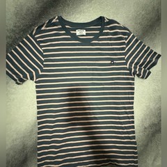 (B1) NWOT Hurley Gray Pink Striped Pocket Casual Lifestyle T-Shirt S