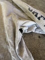 Gap Athletic Men’s XL Gray Crew Neck Long Sleeve Graphic Logo Knit T-Shirt