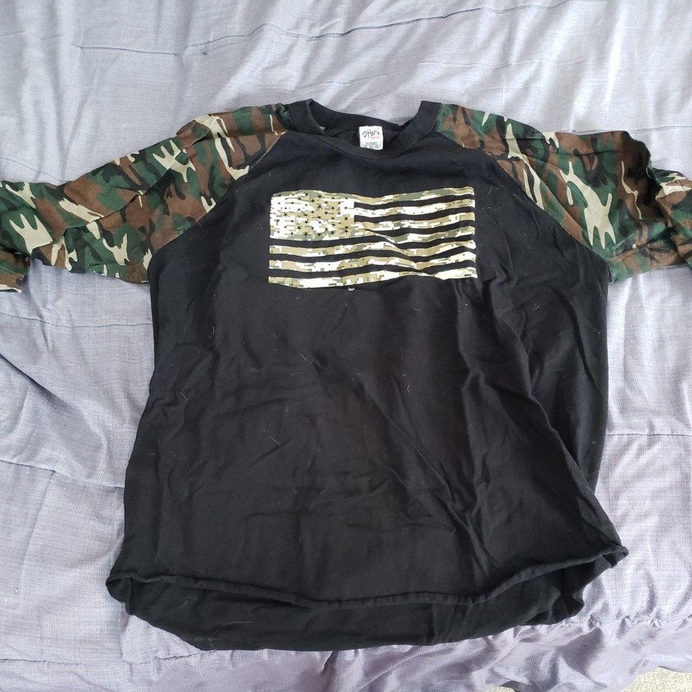American Flag, Shaka Active, Men’s 3/4 Camouflage Sleeve Shirt, Size XXL black