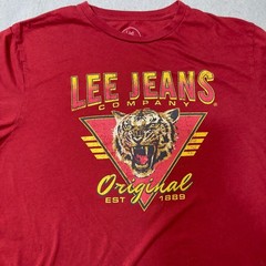 Lee Jeans Company Mens Red Tiger Graphic T-Shirt Classic Fit Large 100% Cotton