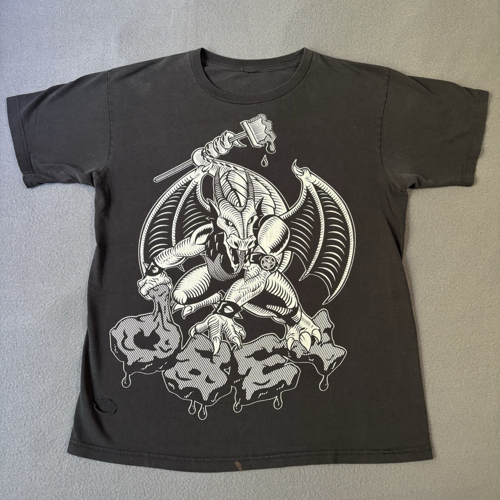 Vtg Obey Propaganda Shirt Men’s Medium Gargoyle Graffiti Graphic (distressed)
