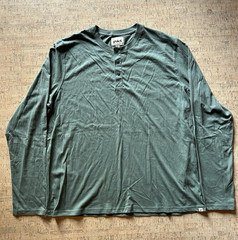 PACT Men’s Cotton Knit Solid Henley Long Sleeve T-Shirt XL Green 3-Button