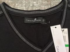 Men’s Shirt Calvin Klein Sz L Pullover V Neck Straight Hem Black New NWTs