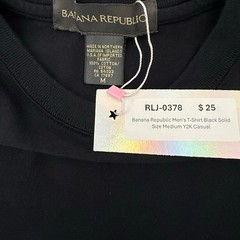 Banana Republic Men’s T-Shirt Black Solid