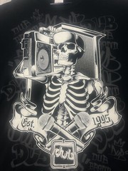 VTG 90s Dub Streetwear Mens XXL Skull Music Hip Hop Rock Skeleton Boombox Shirt