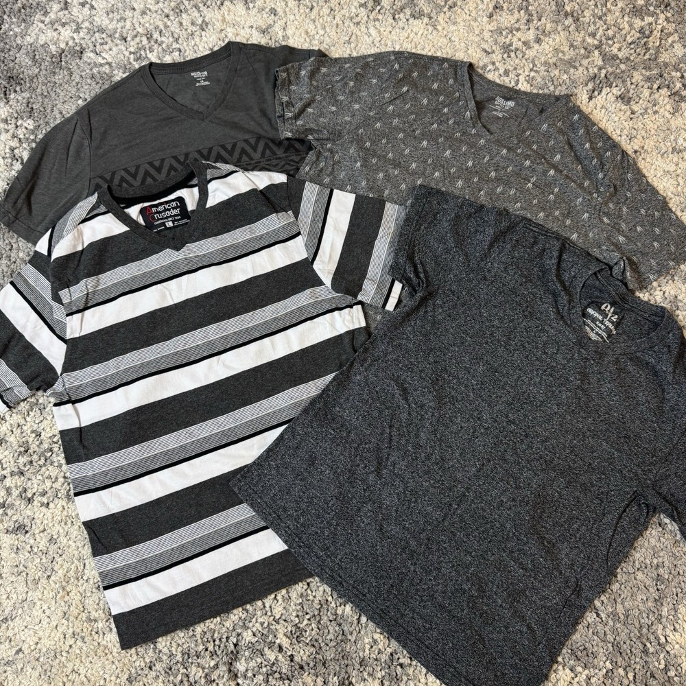 LOT OF 4 – Various Brands, Men’s Gray Short Sleeve Vneck Tshirt, Large
