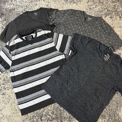 LOT OF 4 – Various Brands, Men’s Gray Short Sleeve Vneck Tshirt, Large