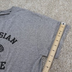 Gildan DryBlend T-Shirt Gray Short Sleeve Size Medium (see photo for flaw)