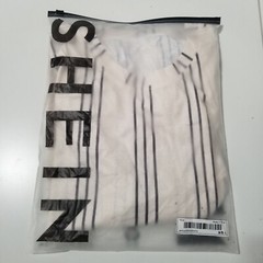 NEW SHEIN Men 1pc Vertical Striped Drop Shoulder Tee Size L