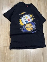 Hanes Pittsburgh Steelers & Los Angeles Lakers Split Graphic T-Shirt