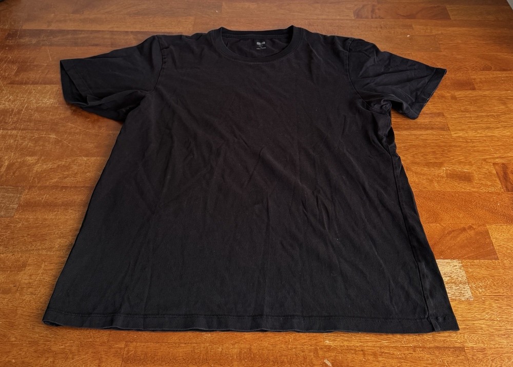 Uniqlo T-Shirt Supima Cotton Men’s Medium Black
