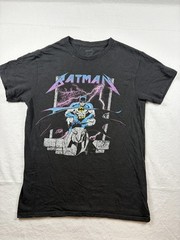 ✅Vintage Batman METALLICA collab DC Universe Comic Gotham Black Men’s Small