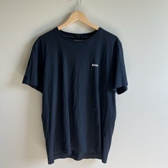 Boss men’s t-shirt XL blue logo fancy trendy modern soft material Pima Cotton