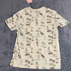 Free Planet Palm Tree Island Print T-Shirt Mens Medium Organic Cotton NWT