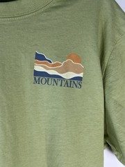 Free Planet Life Is Better In The Mountains Shirt Green Unisex XS Extra Small