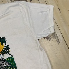 GUATEMALA NWOT Vtg White Parrot Jungle Tikal Pyramid Ruins T-Shirt, Mens MEDIUM