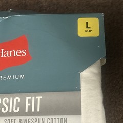 Hanes Premium Classic Fit Tagless tshirt Men’s Large 5-Pack White Moisture Wick