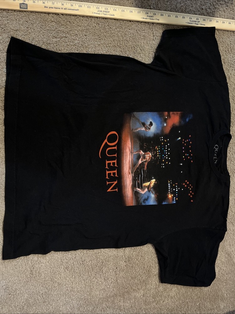 Queen Band Concert T Shirt XL Black Freddie Mercury Live Graphic Rock Music Tee