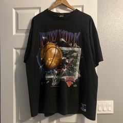 Vintage 90s New York Knicks Shattered Backboard NBA Tee Size XL