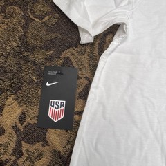 Nike Team USA Men’s National Soccer Team White Pocket T-Shirt Size Large New