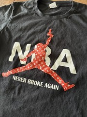 NBA YoungBoy Never Broke Again Men’s T-Shirt Sz L Headgear Classic Jump Man Logo